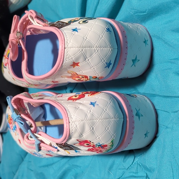 NWOT Hot Chocolate Design Kitschy Blanket Platforms Size 40 - Picture 4 of 4